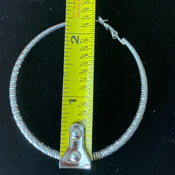 SET OF 2 XL HOPP EARRINGS - Picture 11 of 11